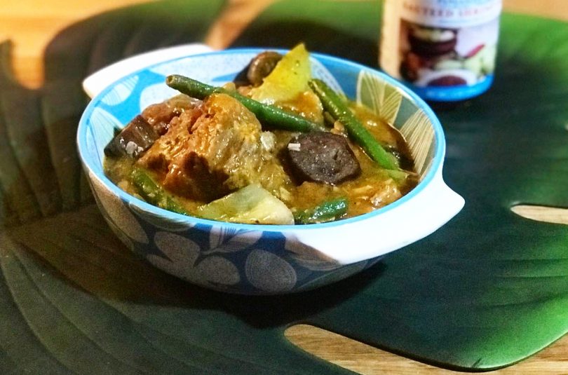 Kare kare = coda delle Filippine (intese come posto) Kare kare = coda delle Filippine (intese come posto)